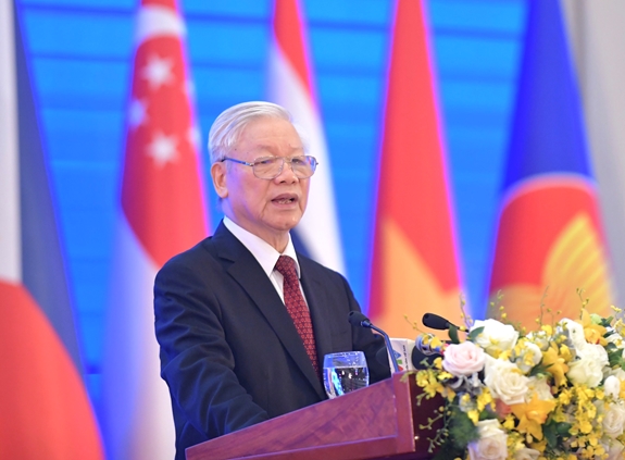 Hội nghị Cấp cao ASEAN lần thứ 37 và các Hội nghị Cấp cao liên quan chính thức khai mạc